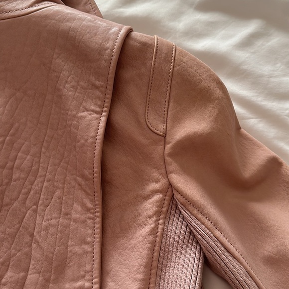 **SOLD**  Gorgeous leather Vince jacket - Picture 8 of 9